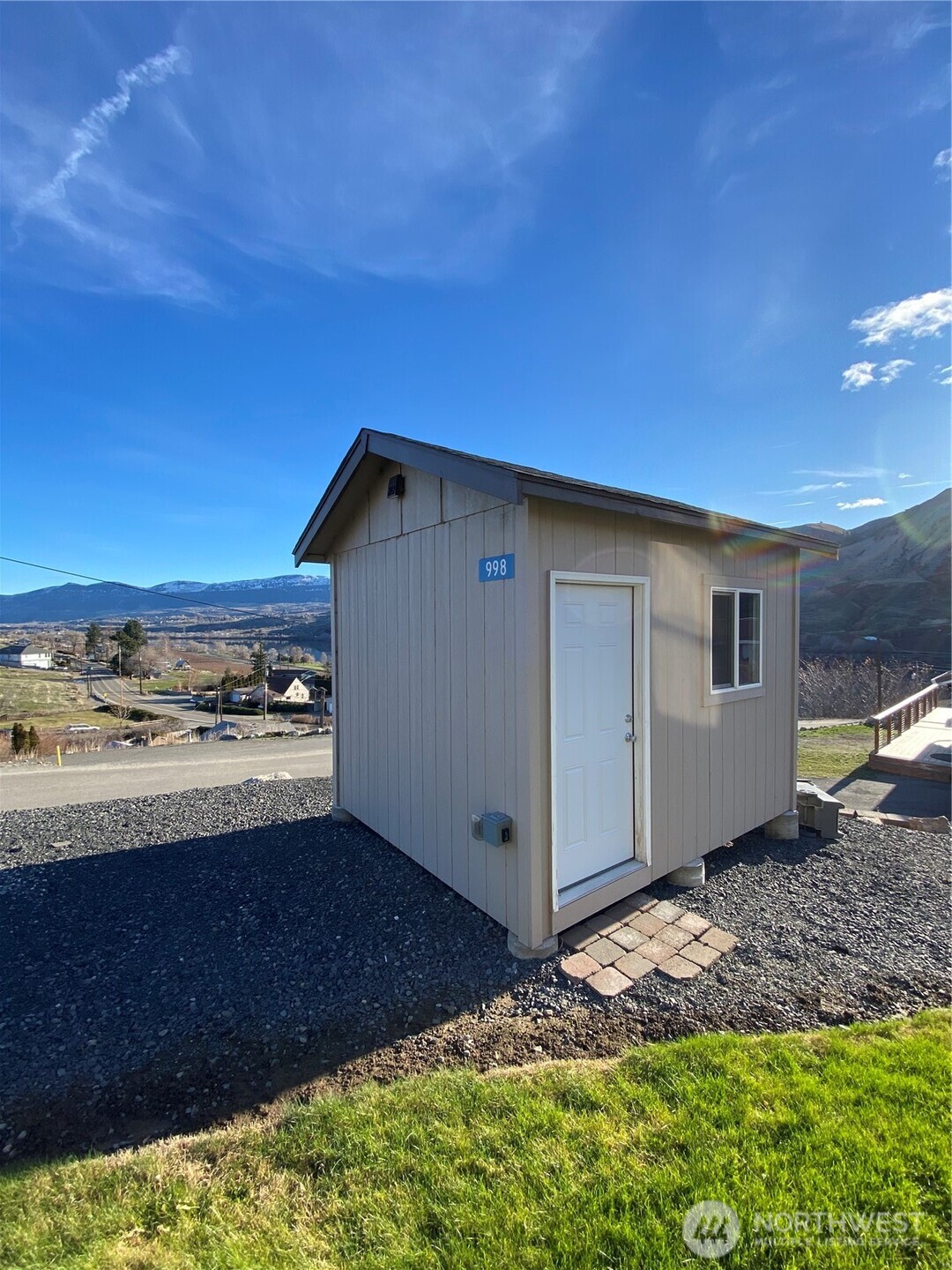 986 Highline Drive , East Wenatchee, WA 98802