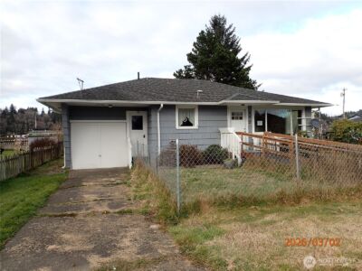 602 W King Street , Aberdeen, WA 98520 - Photo 2