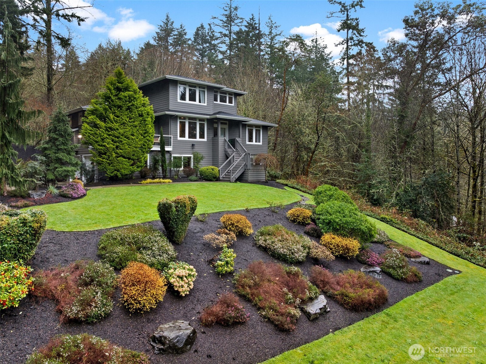 9811 Ridgeway Drive , Gig Harbor, WA 98332