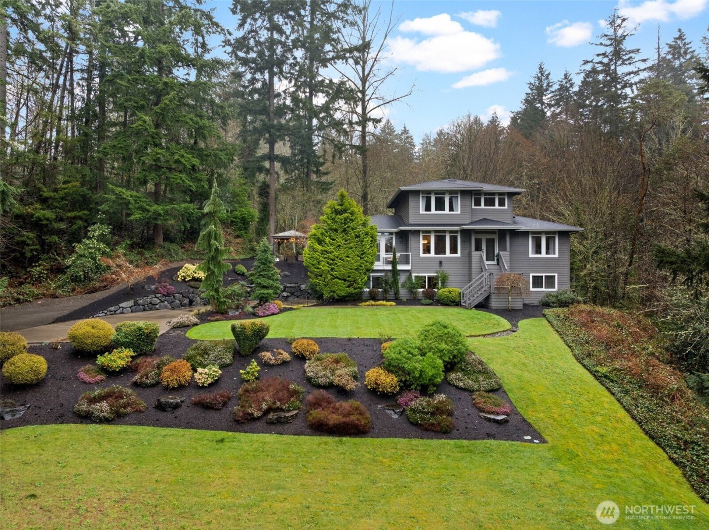 9811 Ridgeway Drive , Gig Harbor, WA 98332
