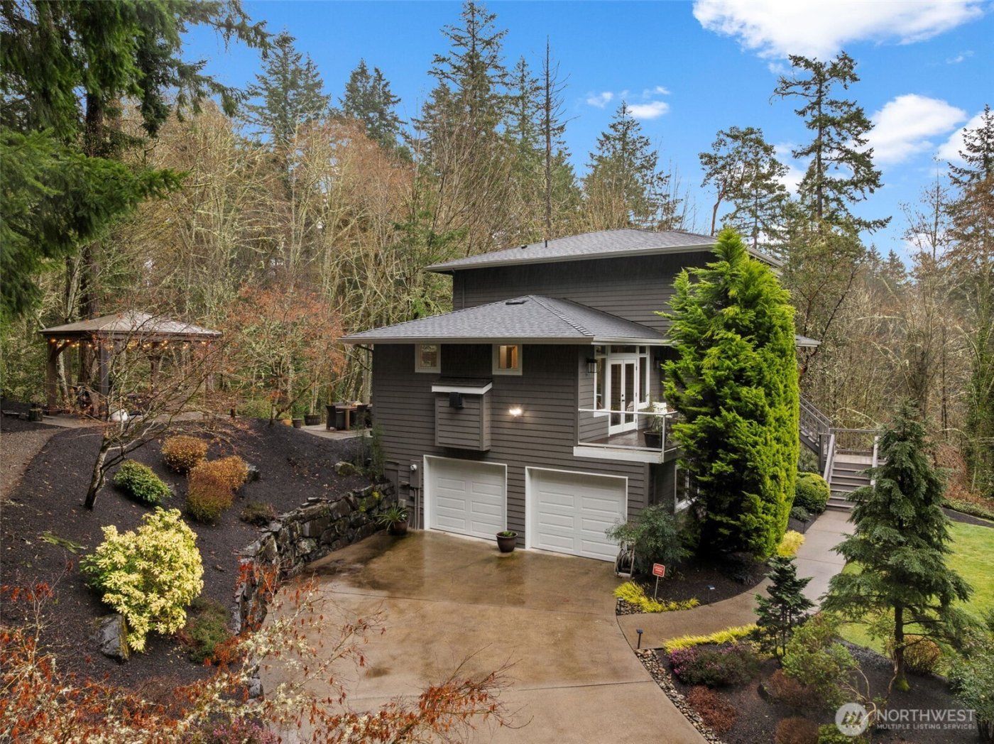 9811 Ridgeway Drive , Gig Harbor, WA 98332