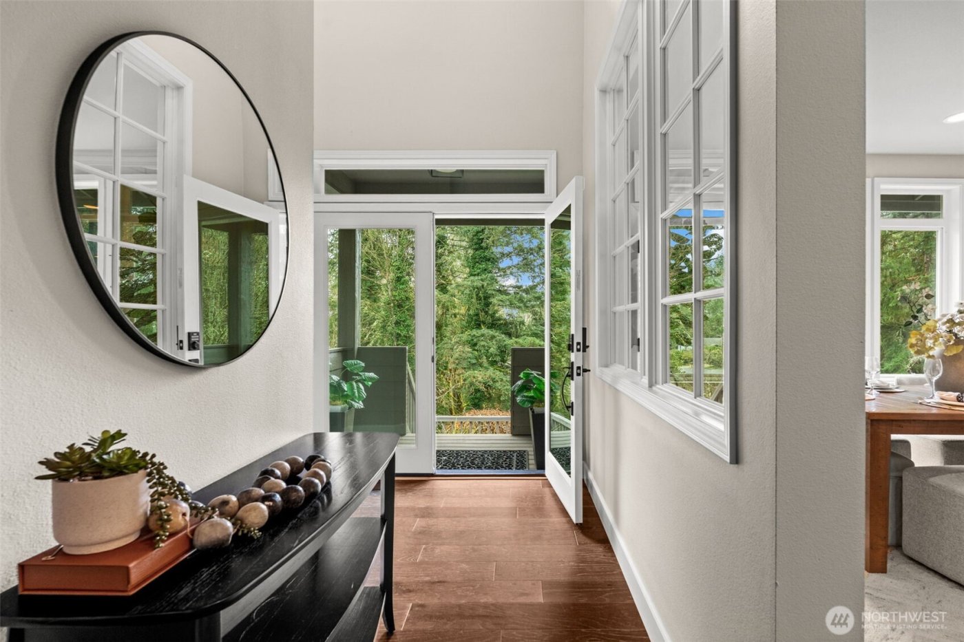 9811 Ridgeway Drive , Gig Harbor, WA 98332