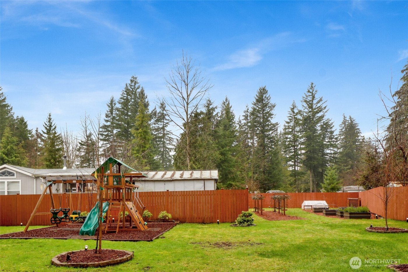 8350 Holly Lane , Maple Falls, WA 98266