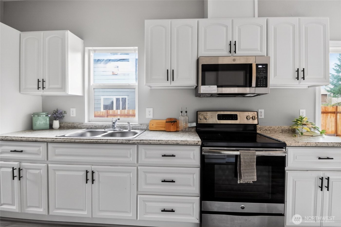 2415 Cedar Street #A, Everett, WA 98201