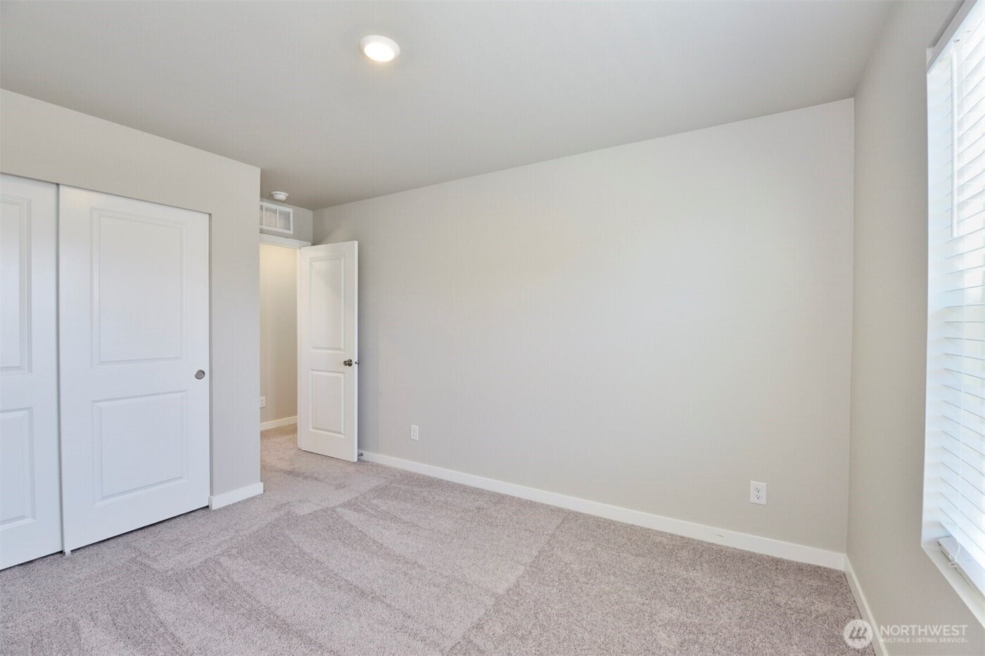 9720 Hay Street SE, Yelm, WA 98597