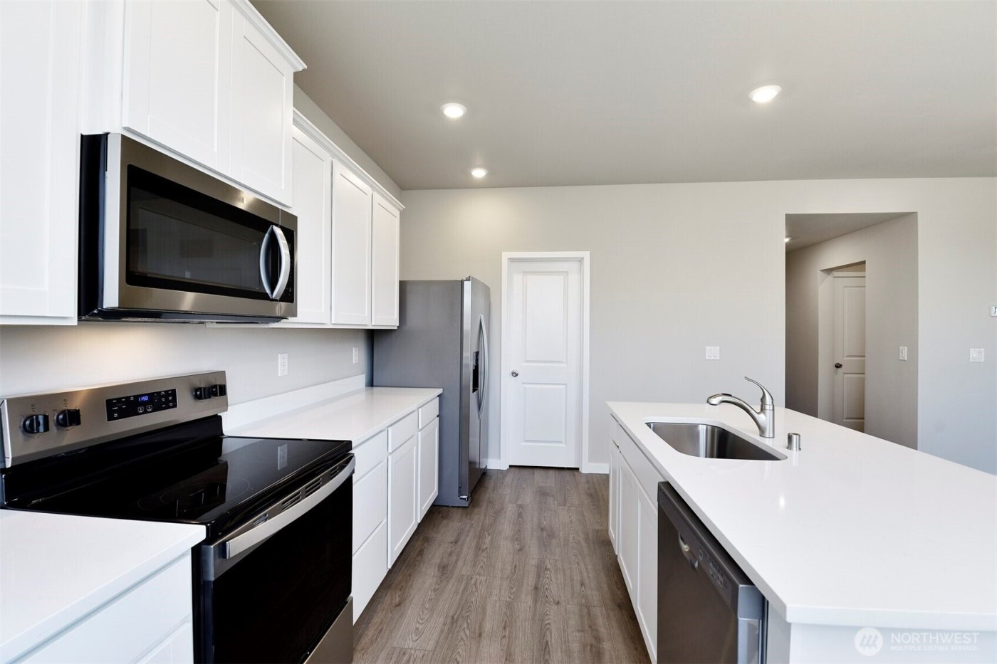 9715 Hay Street SE, Yelm, WA 98597