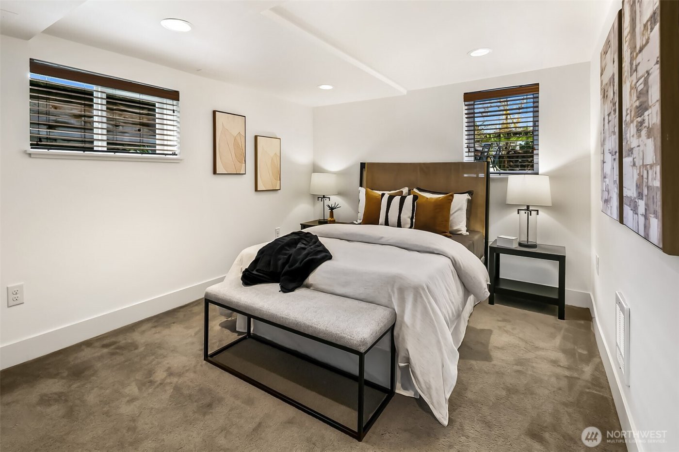 6526 Dibble Avenue NW, Seattle, WA 98117