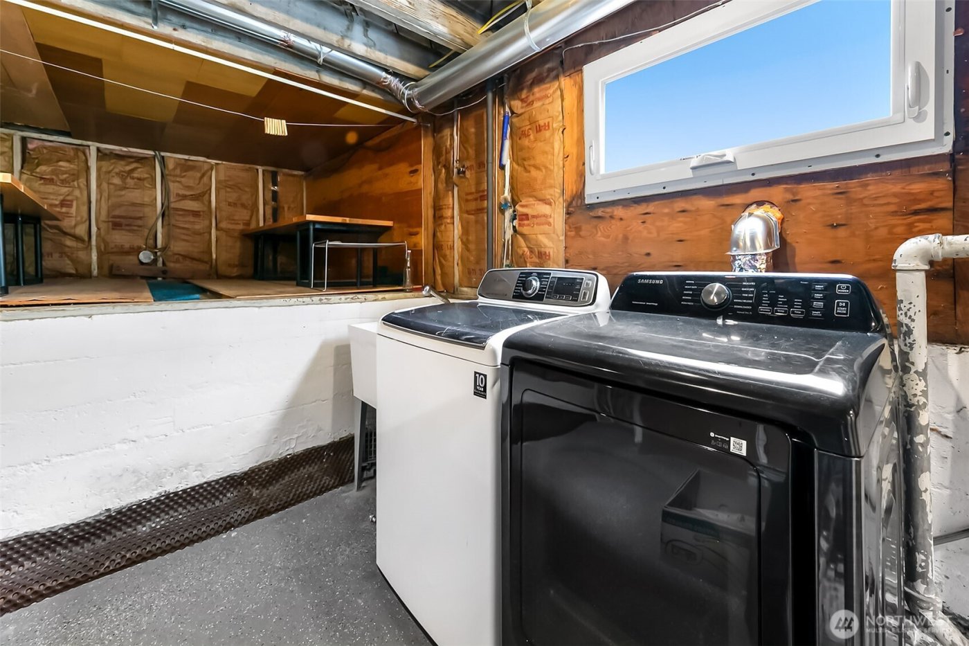 6526 Dibble Avenue NW, Seattle, WA 98117