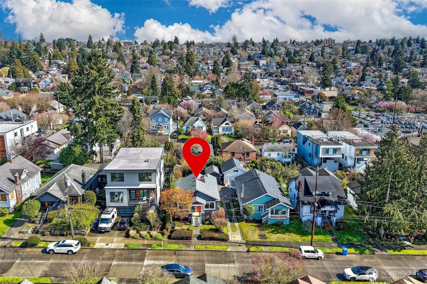 6526 Dibble Avenue NW, Seattle, WA 98117