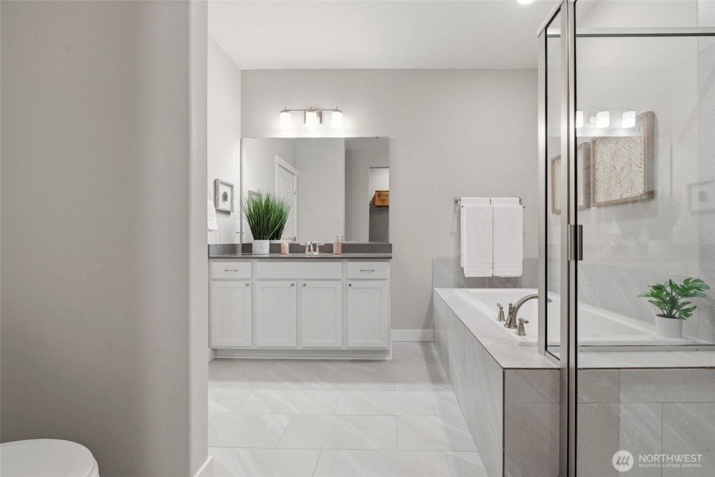 950 York Street , Buckley, WA 98321