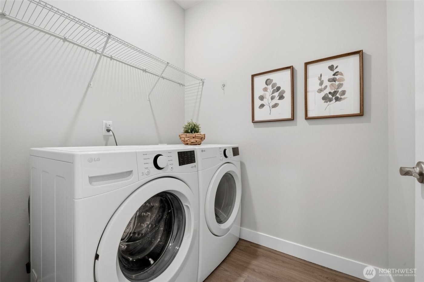 950 York Street , Buckley, WA 98321