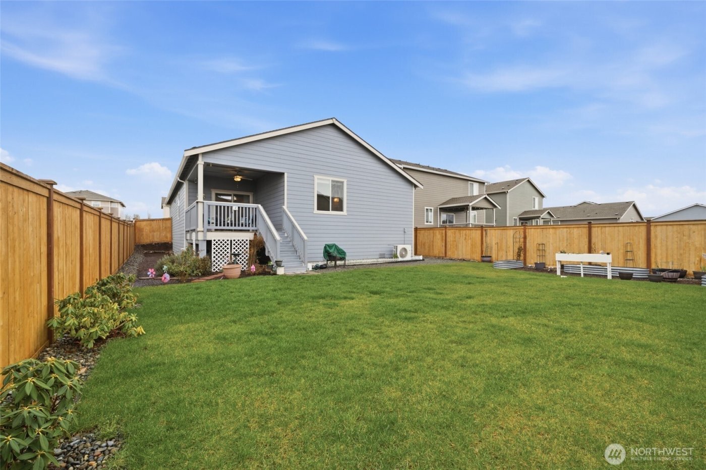 950 York Street , Buckley, WA 98321