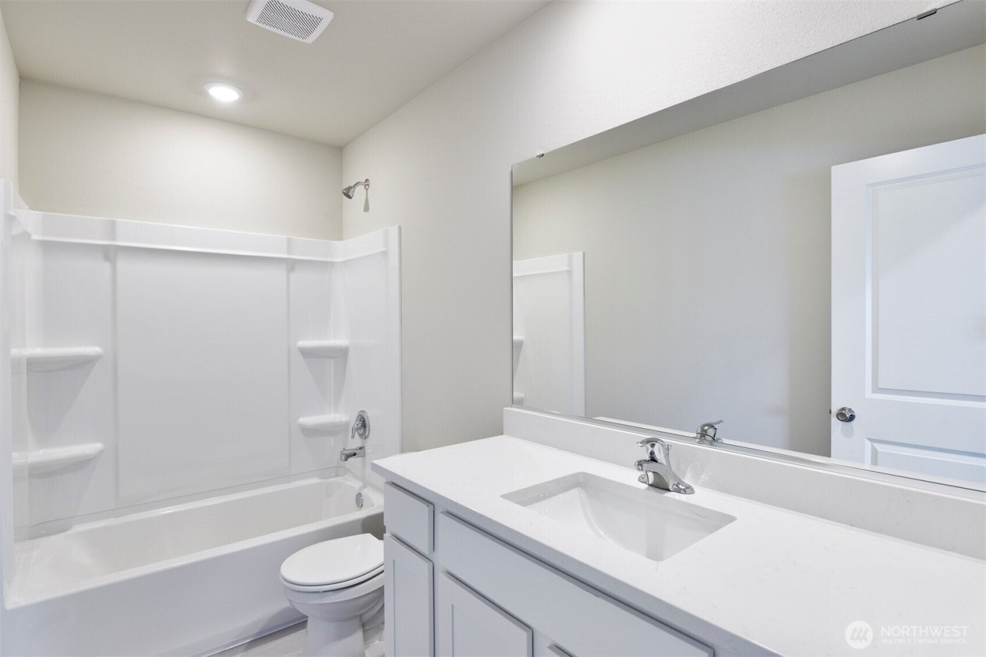 9726 Hay Street SE, Yelm, WA 98597