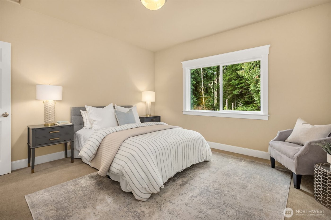 12615 Kallgren Road NE, Bainbridge Island, WA 98110