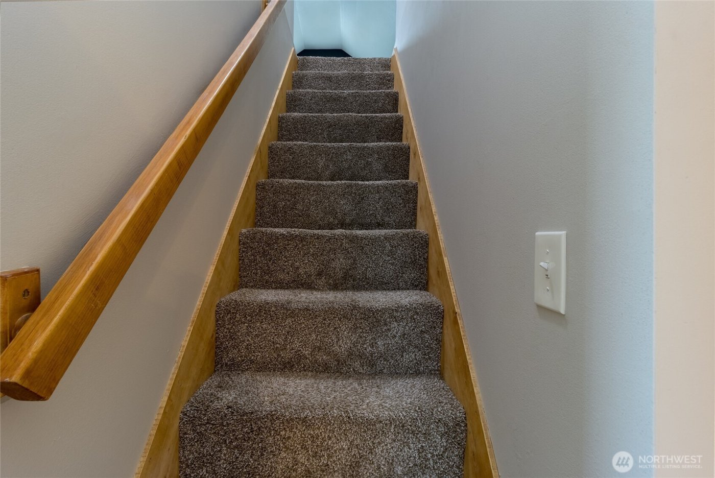 415 SE 5th Street , College Place, WA 99324