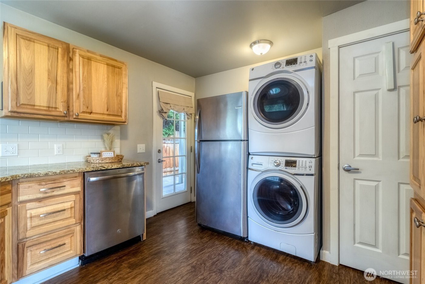 415 SE 5th Street , College Place, WA 99324