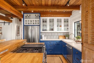 15451 Harvey Road NE, Bainbridge Island, WA 98110 - Photo 12