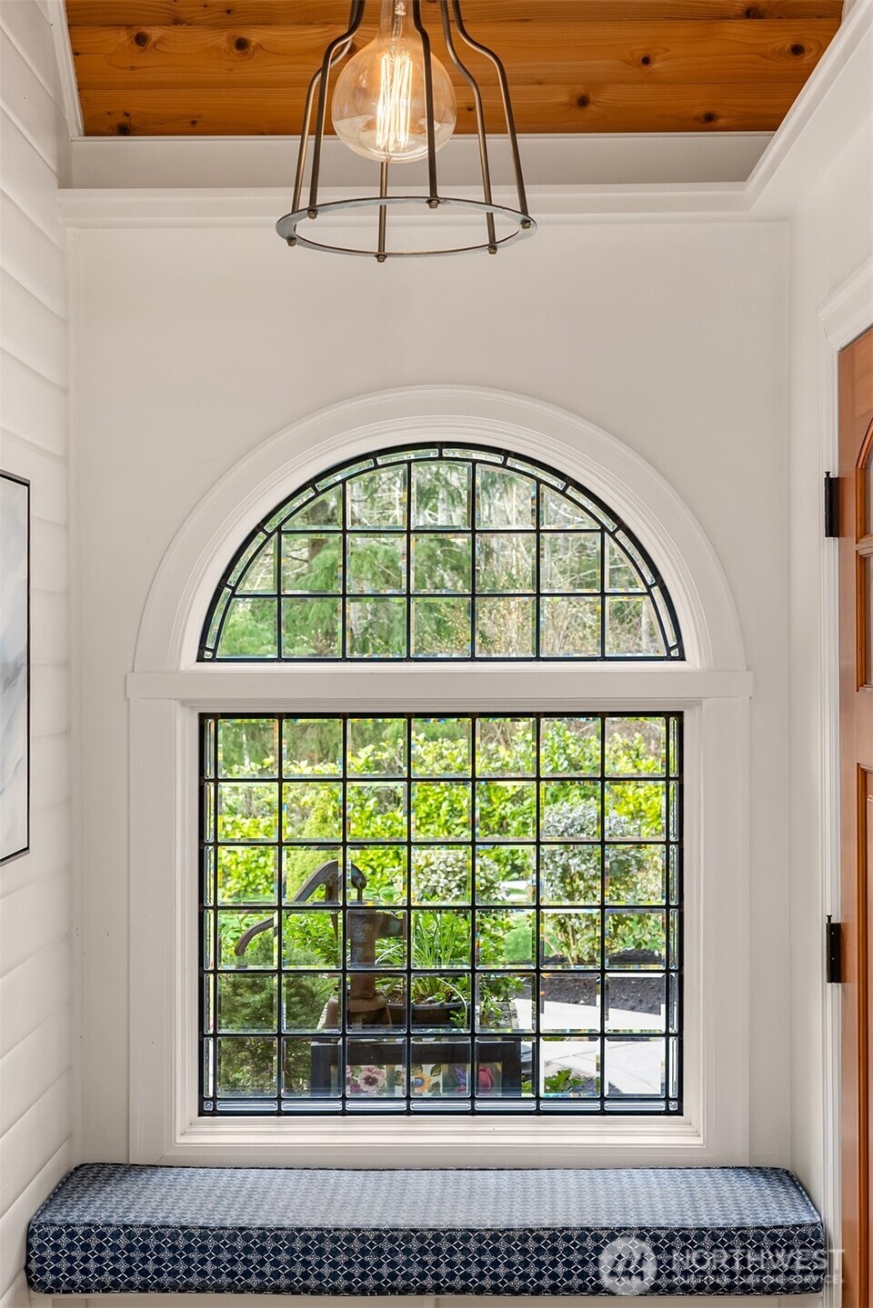 15451 Harvey Road NE, Bainbridge Island, WA 98110