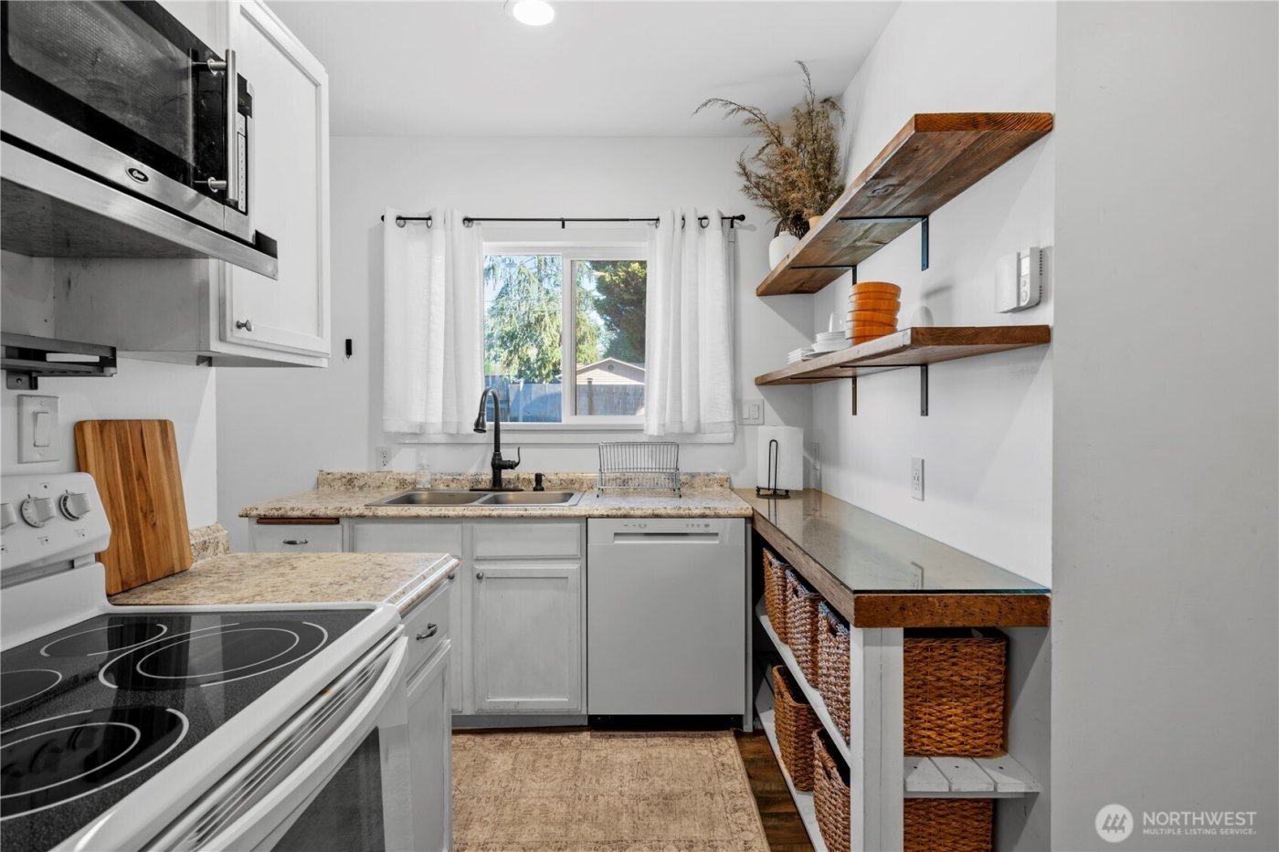 6916 Beverly Lane , Everett, WA 98203