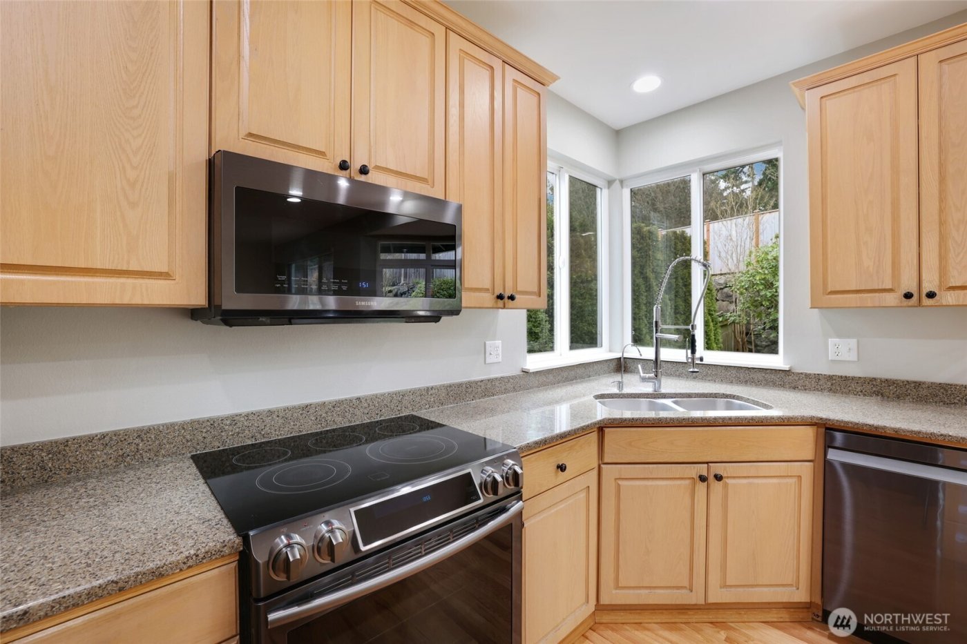 5810 Olive Avenue SE, Auburn, WA 98092