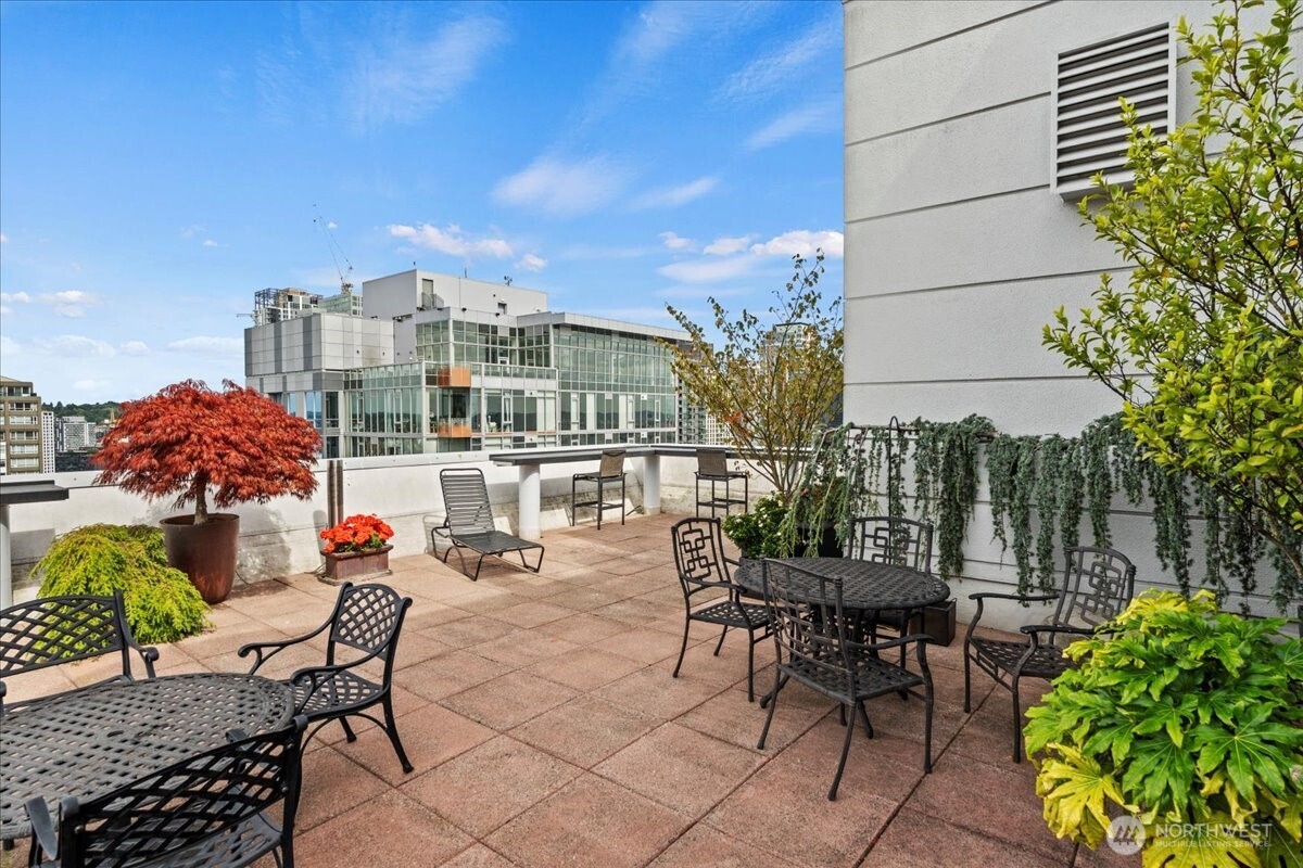 121 Vine Street #1404, Seattle, WA 98121