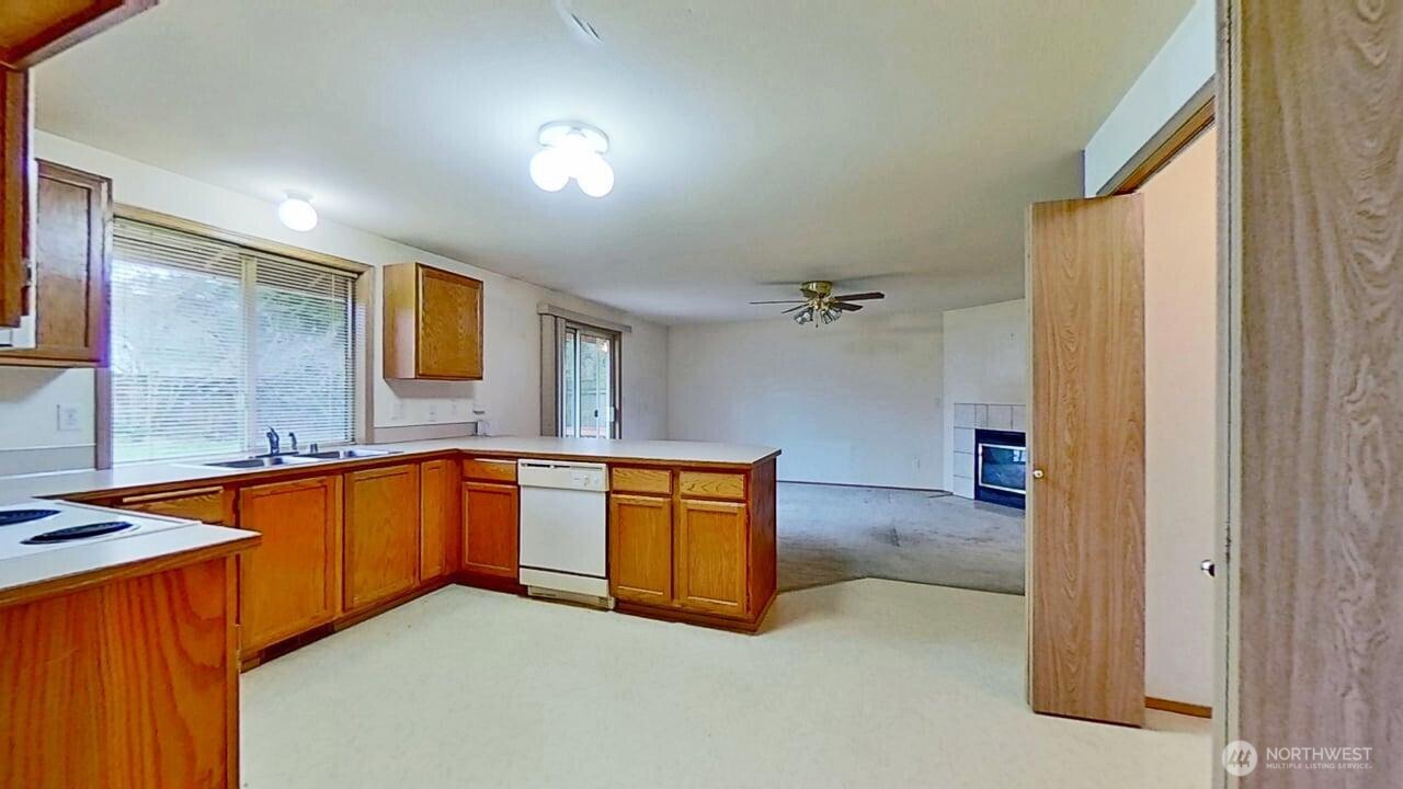 11216 223RD Avenue Ct E, Buckley, WA 98321