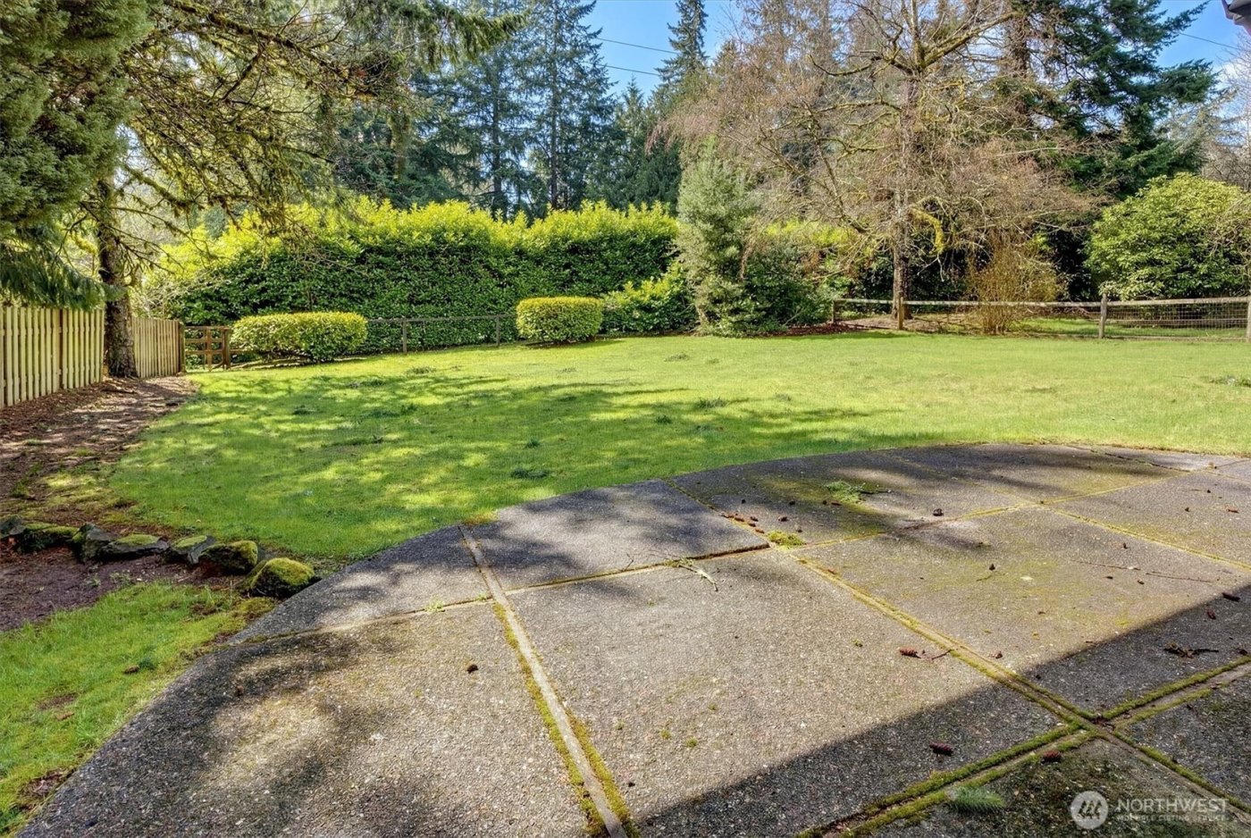 3065 124th Avenue NE, Bellevue, WA 98005-1621