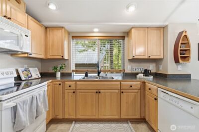 551 NE Lakeshore Drive S, Tahuya, WA 98588 - Photo 20