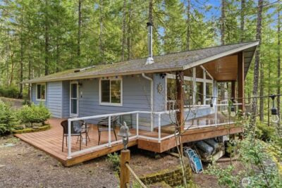 551 NE Lakeshore Drive S, Tahuya, WA 98588 - Photo 2