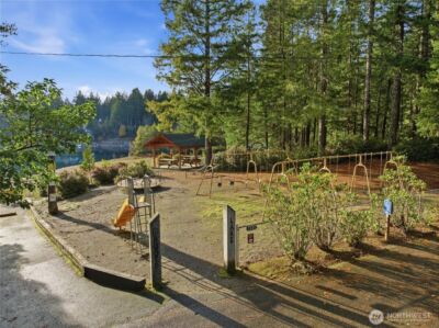 551 NE Lakeshore Drive S, Tahuya, WA 98588 - Photo 37