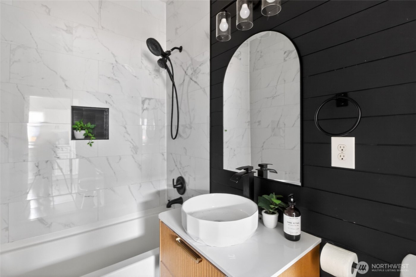 2415 Cedar Street #A, Everett, WA 98201