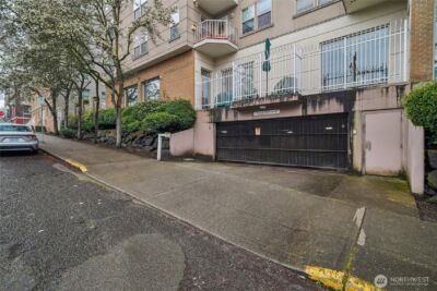 506 E Howell Street #E109, Seattle, WA 98122 - Photo 17