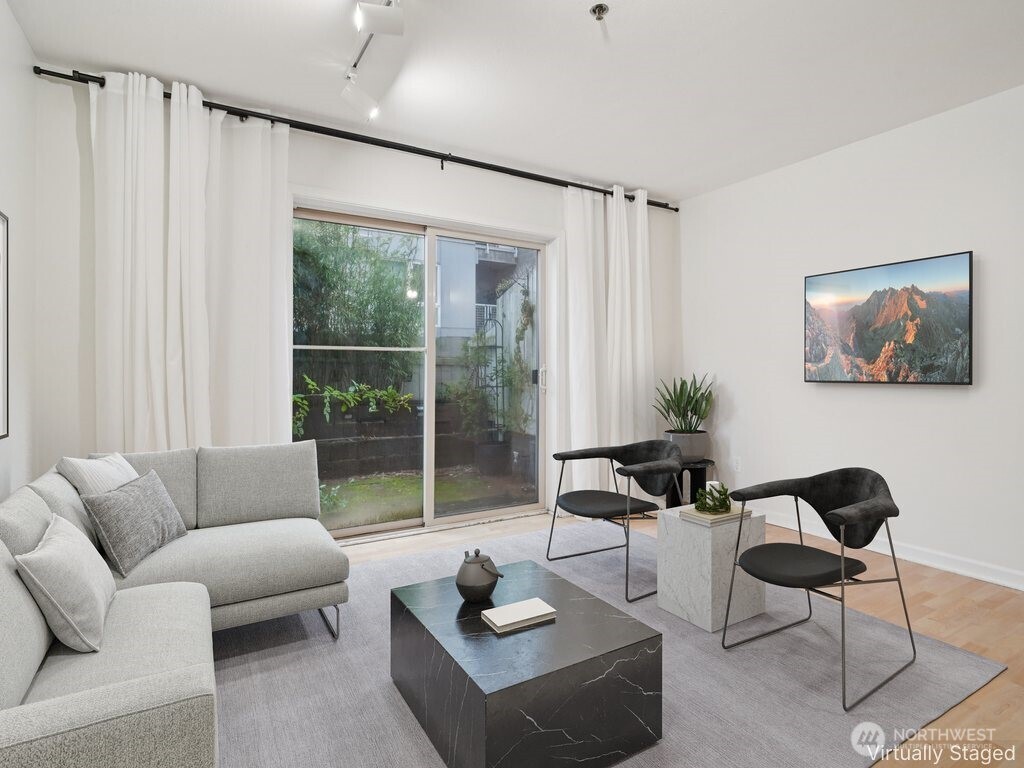 506 E Howell Street #E109, Seattle, WA 98122