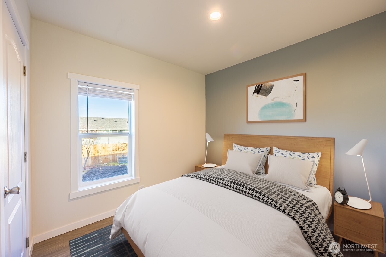 225 N Matriotti Avenue , Sequim, WA 98382