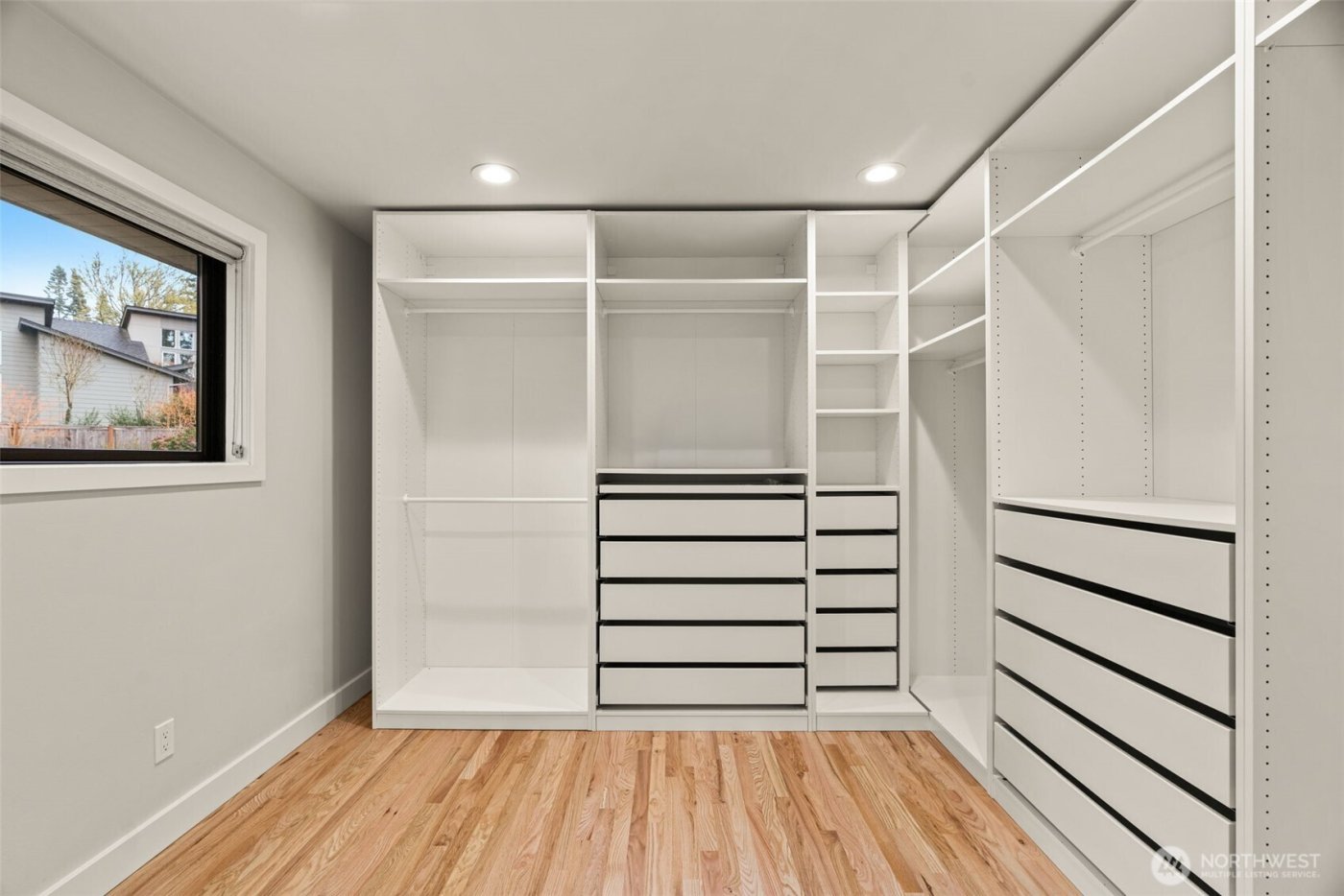 19125 94th Avenue W, Edmonds, WA 98020