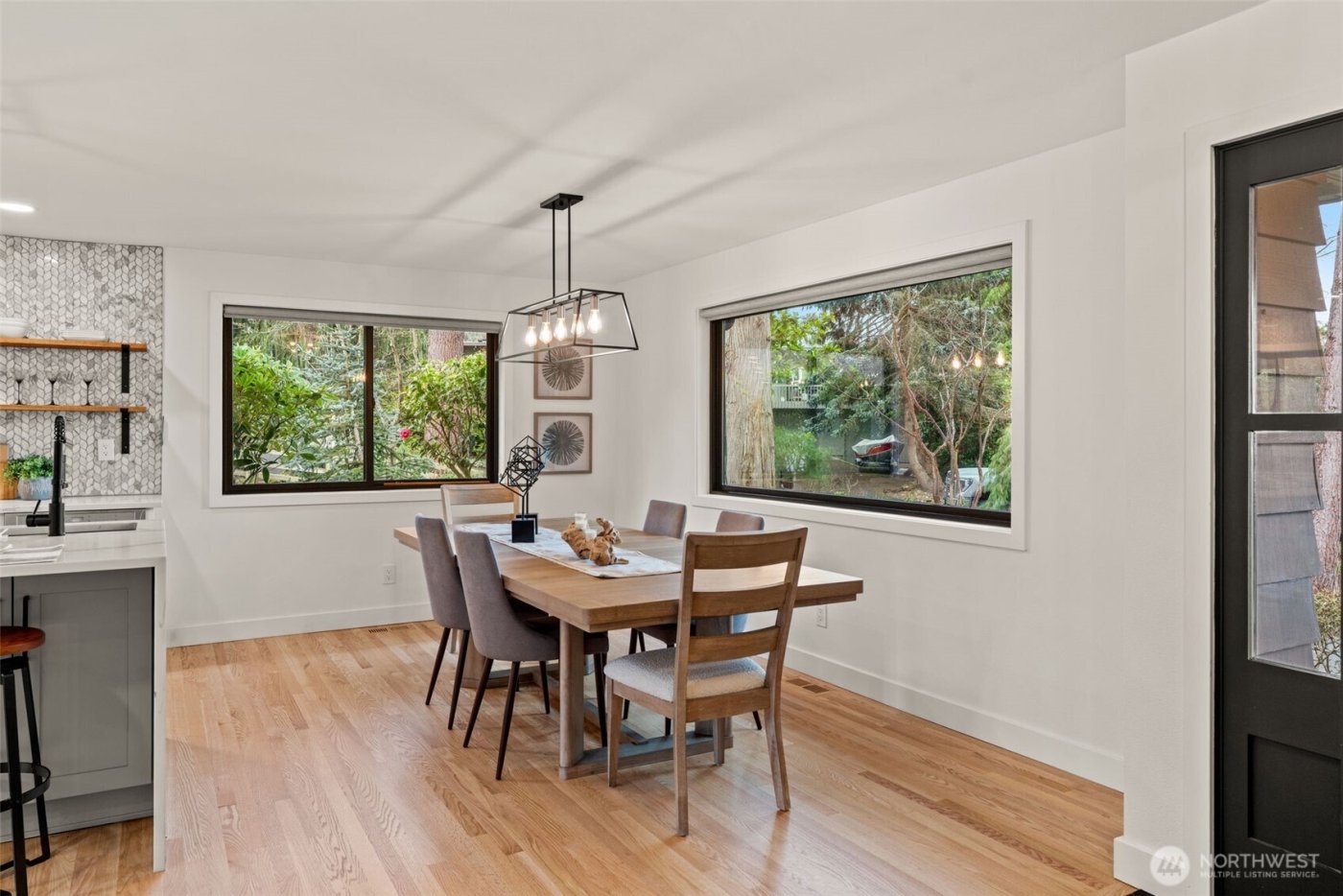 19125 94th Avenue W, Edmonds, WA 98020