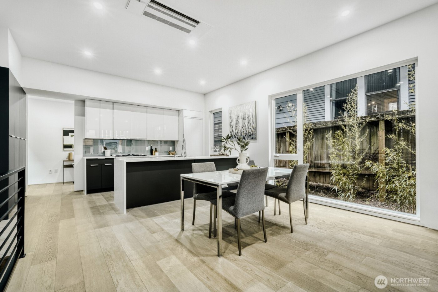 1114 26th Avenue #C, Seattle, WA 98122