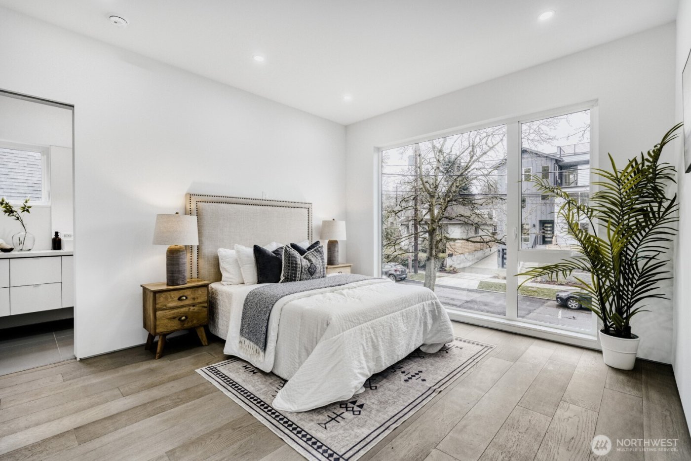 1114 26th Avenue #C, Seattle, WA 98122