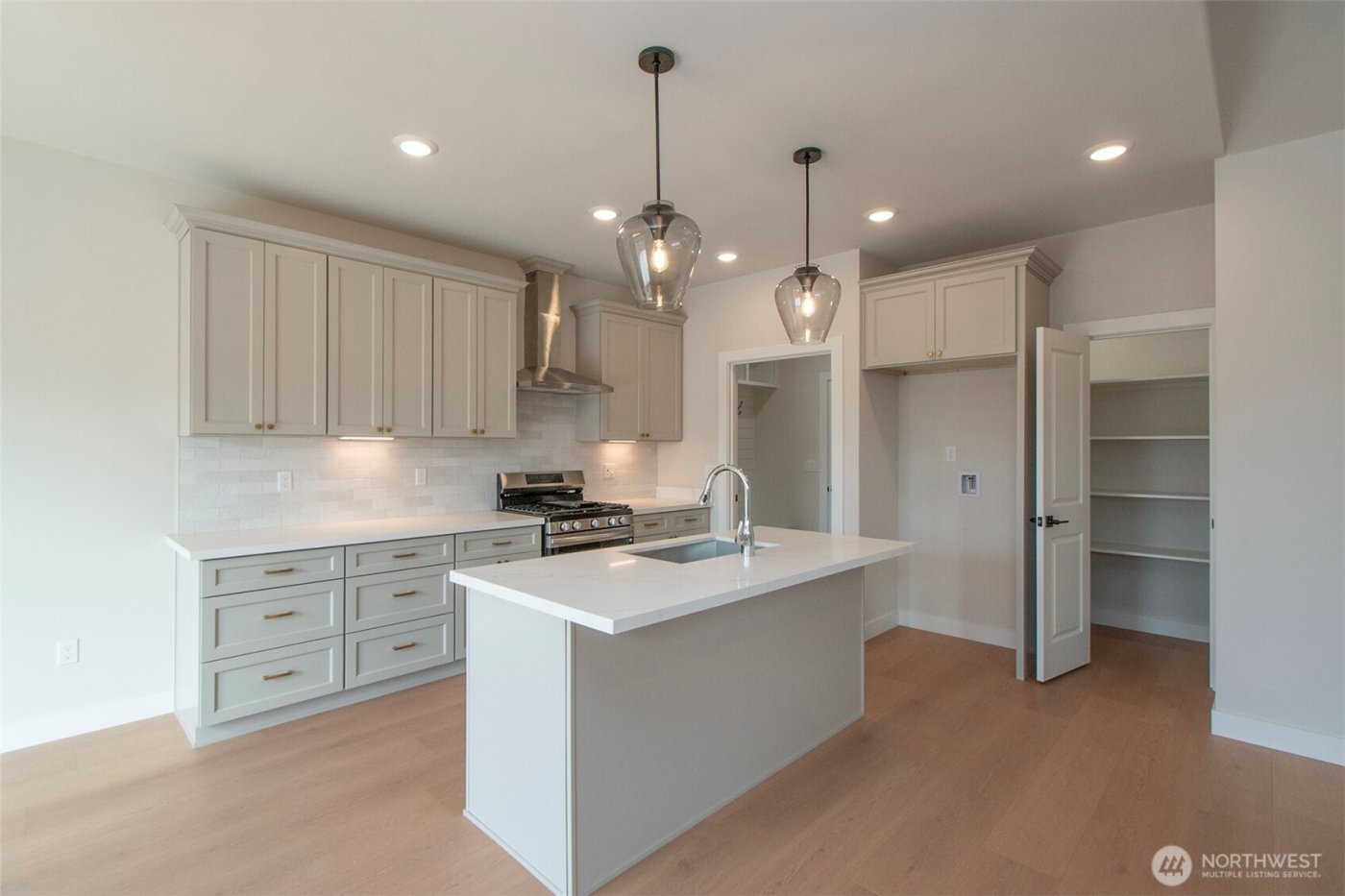 64 Sussex Court #21, Sequim, WA 98382