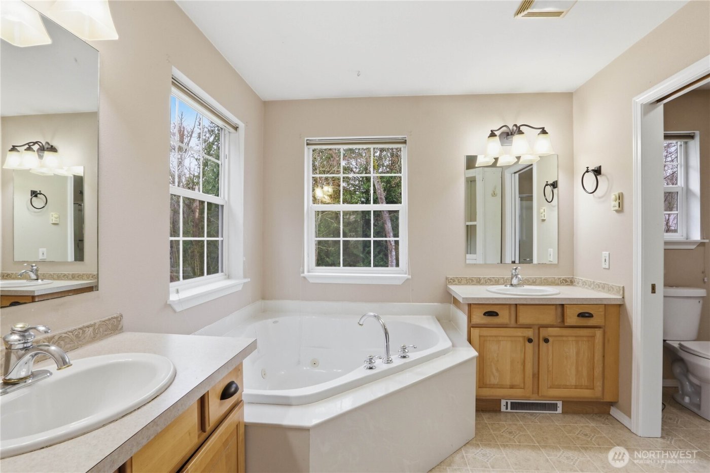 7203 Erna Lane , Sedro Woolley, WA 98284