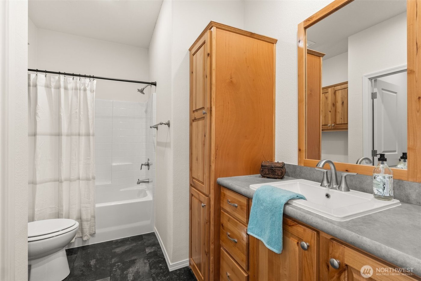 1257 SW Elzina Street , Chehalis, WA 98532