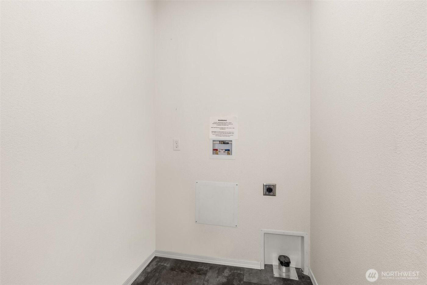 1257 SW Elzina Street , Chehalis, WA 98532