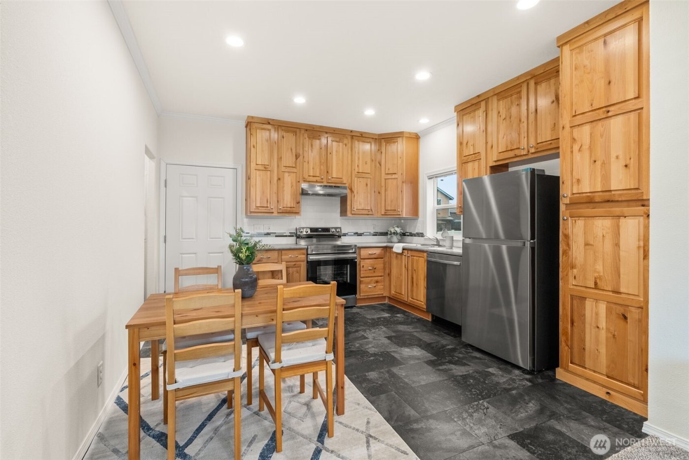 1257 SW Elzina Street , Chehalis, WA 98532