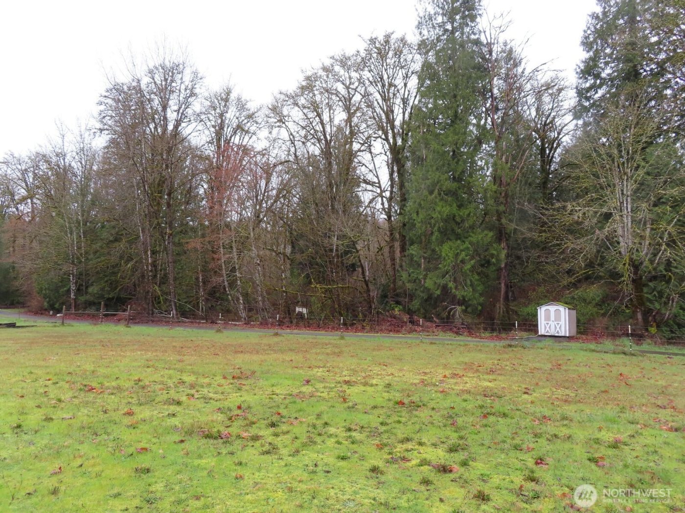 235 Anchor Road , Castle Rock, WA 98611