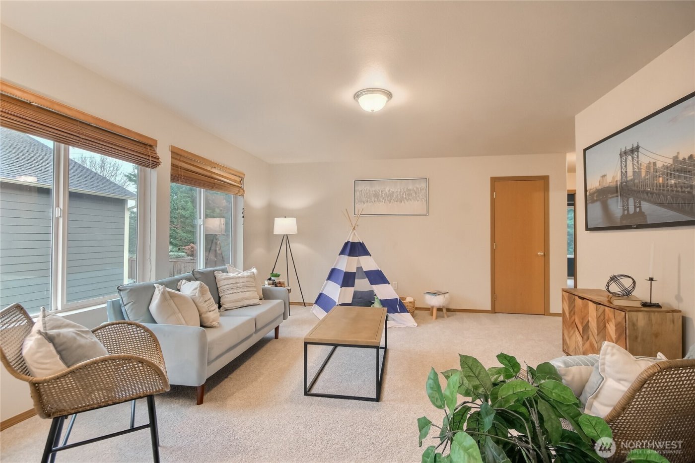 22817 SE 271st Place , Maple Valley, WA 98038