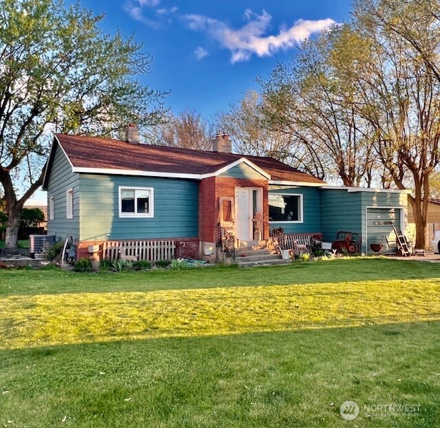 1006 E Dobson Road , Odessa, WA 99159
