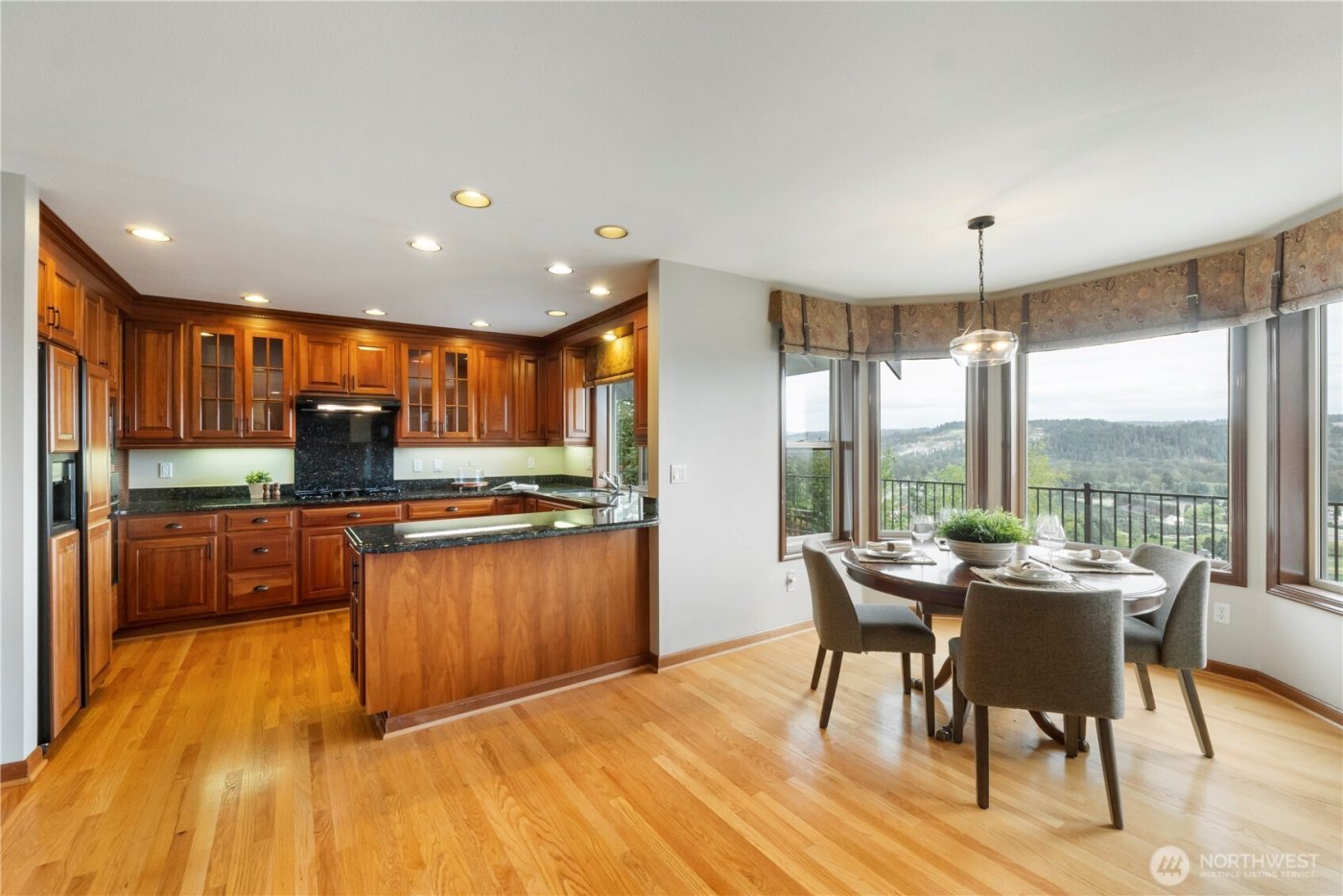 11618 Jennifer Court E, Puyallup, WA 98374