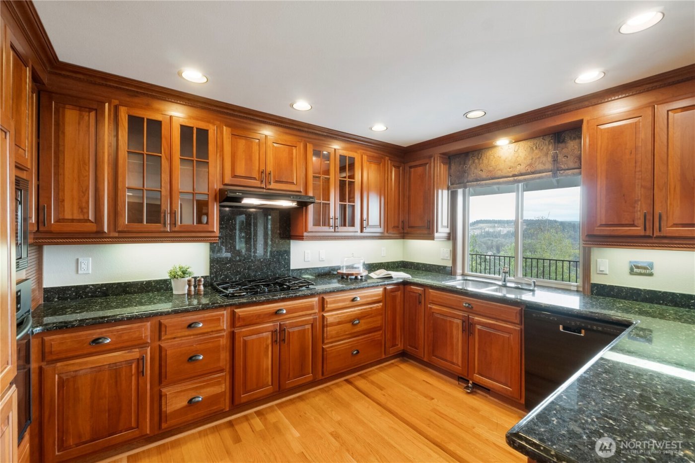 11618 Jennifer Court E, Puyallup, WA 98374