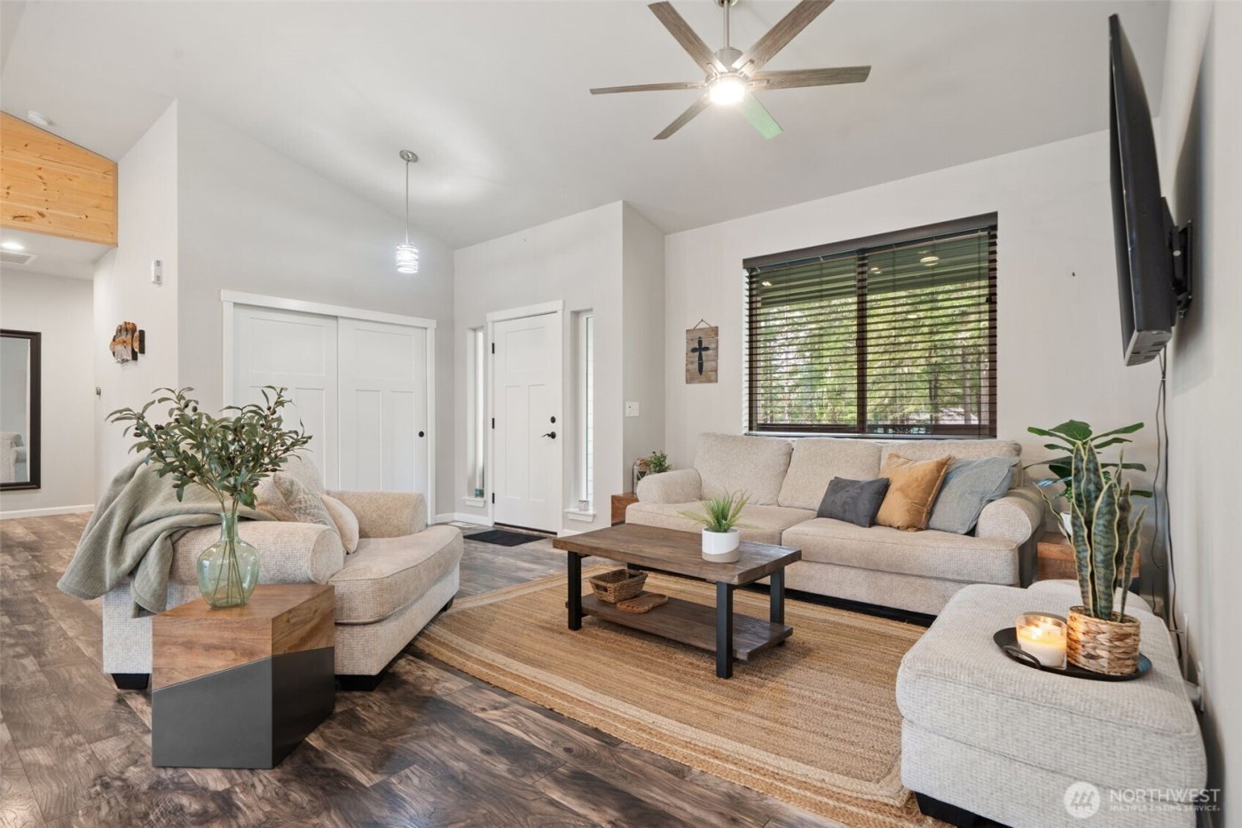20 E Laurel Park , Union, WA 98592