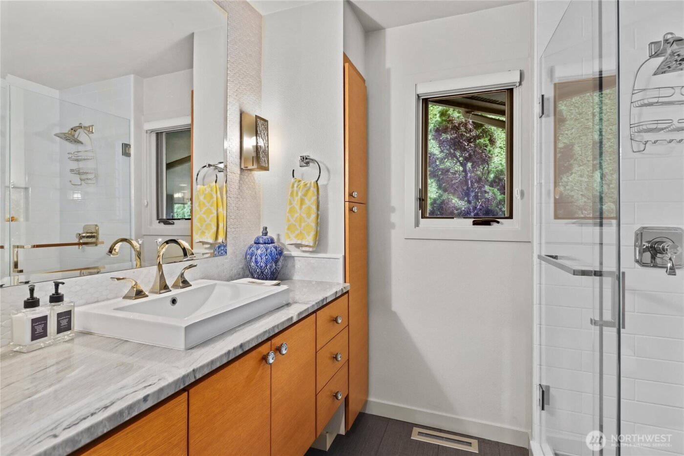 10535 NE 53rd Street , Kirkland, WA 98033